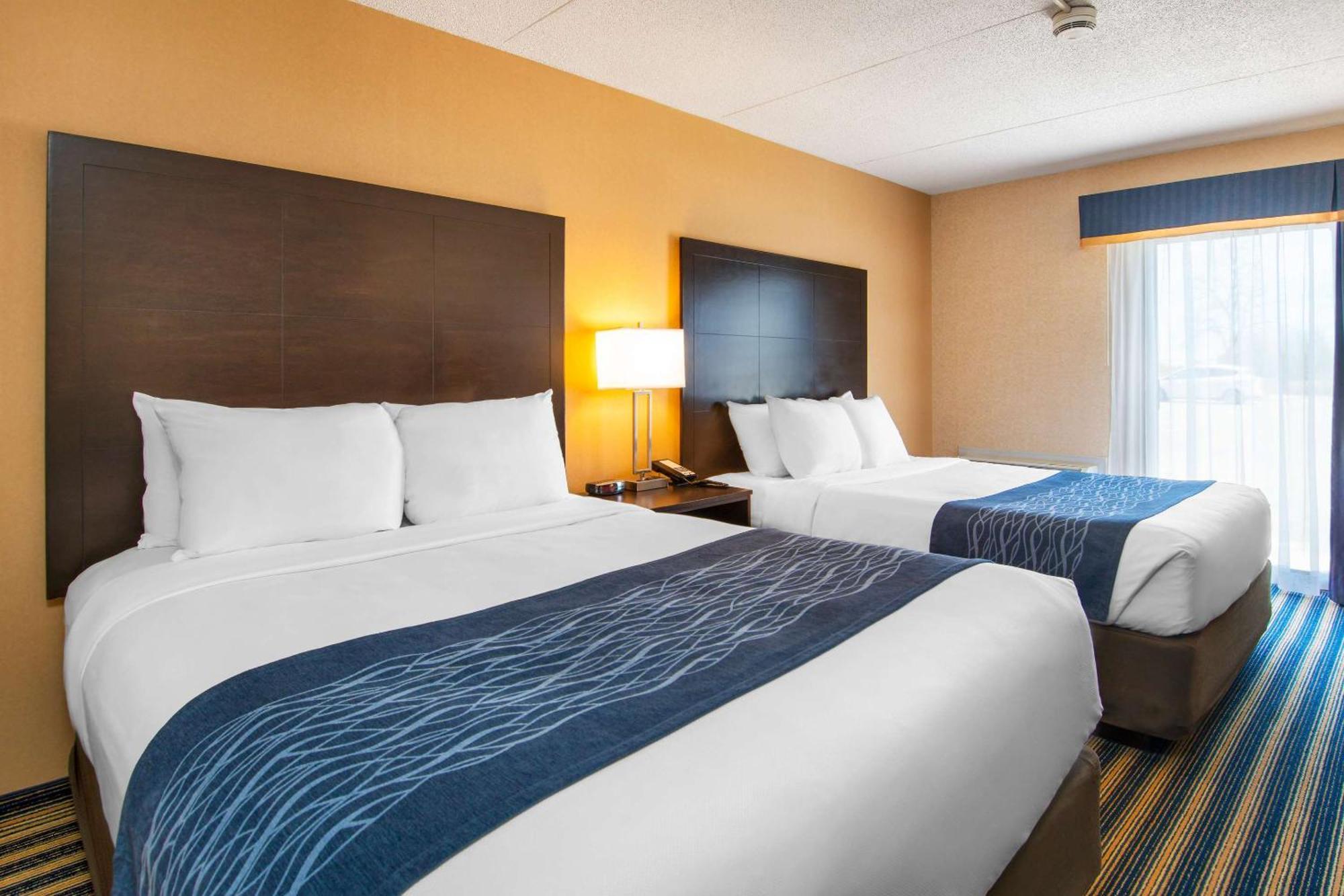 Comfort Inn Saint Thomas Exterior foto