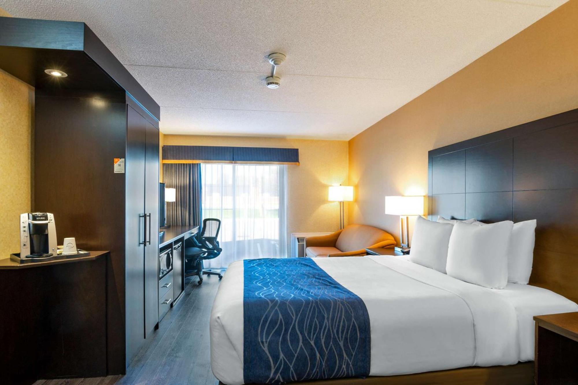 Comfort Inn Saint Thomas Exterior foto